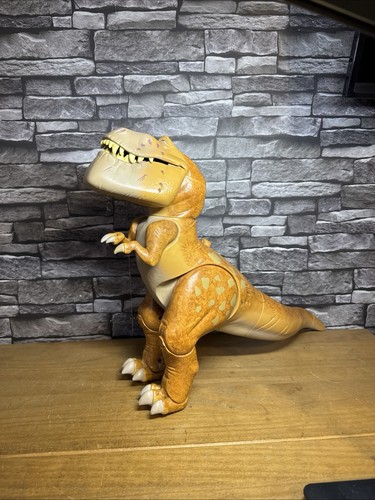Disney pixar the - disney, dinosaur