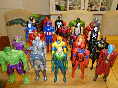 Marvel action figures - marvel, titan