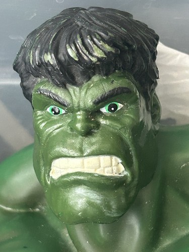 Disney exclusive 14inch hulk - disney,